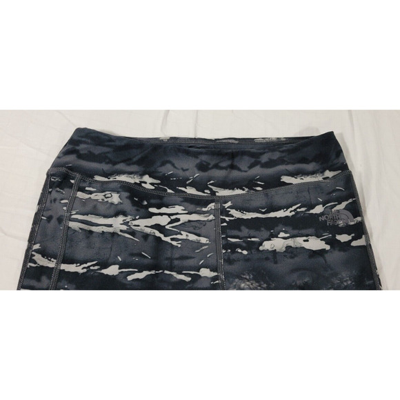 The North Face Womens Medium Gray Tones Camo Elastic Waist Athletic Leggings - Picture 2 of 7